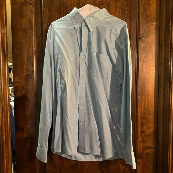 Southern Tide Other - Southern Tide Classic Blue Button-Down Shirt